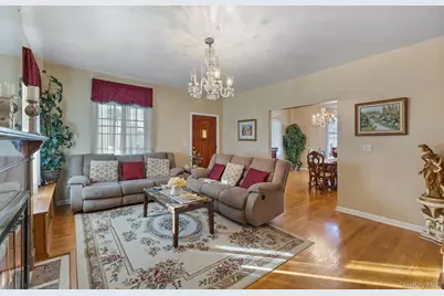 307 N Fulton Avenue, Fleetwood, NY 10552 - Photo 7