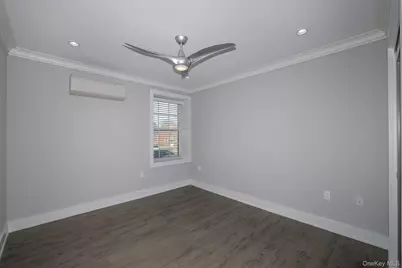 75 Circle Drive #83-105, Central Islip, NY 11722 - Photo 7