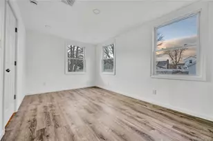 1811 Bedford Ave, Merrick, NY 11566 - Photo 25