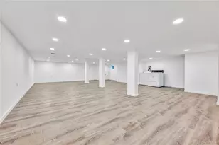 1811 Bedford Ave, Merrick, NY 11566 - Photo 17