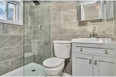 1811 Bedford Avenue, Merrick, NY 11566 - Photo 13