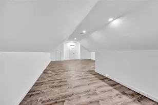 1811 Bedford Ave, Merrick, NY 11566 - Photo 19