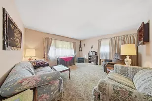 16 Overlook Dr, Newburgh, NY 12550 - Photo 3