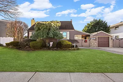 264 N Delaware Avenue, Massapequa, NY 11758 - Photo 1