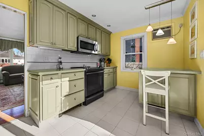 264 N Delaware Avenue, Massapequa, NY 11758 - Photo 9