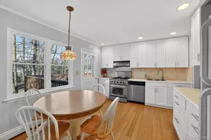 13 Reeback Dr, Ossining, NY 10562 - Photo 13