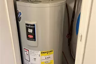 1201 McIntosh Pl, Newburgh, NY 12550 - Photo 23