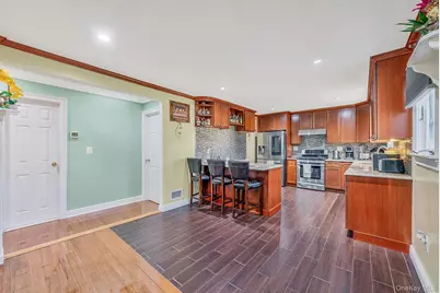 20 Howe Road, Coram, NY 11727 - Photo 7