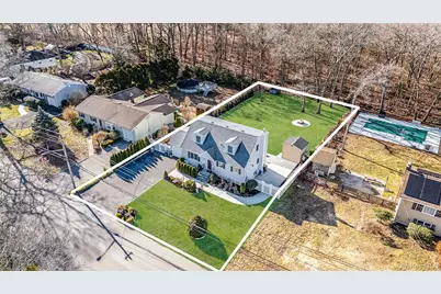 20 Howe Road, Coram, NY 11727 - Photo 23