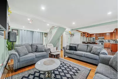 20 Howe Road, Coram, NY 11727 - Photo 5