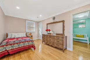 20 Howe Rd, Coram, NY 11727 - Photo 13