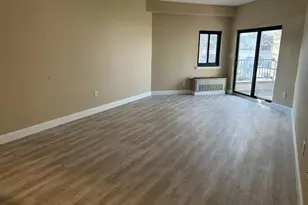 725 Miller Ave, Freeport, NY 11520 - Photo 7