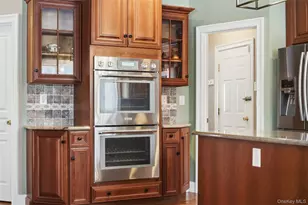 24 Heritage Ct, Tuxedo Park, NY 10987 - Photo 13