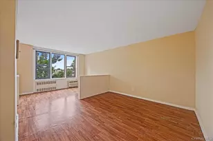 2015 St Paul Ave, Bronx, NY 10461 - Photo 5