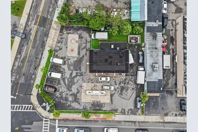 257 Bay Shore Road, Deer Park, NY 11729 - Photo 7