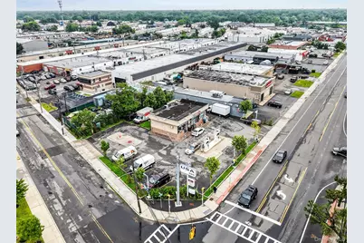 257 Bay Shore Road, Deer Park, NY 11729 - Photo 3