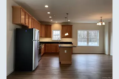 1004 N Division Street #B, Peekskill, NY 10566 - Photo 5