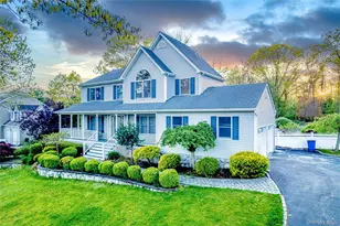 212 Fairway Dr, Wading River, NY 11792 - Photo 5