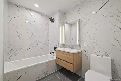 150-02 Northern Boulevard #6F, Flushing, NY 11354 - Photo 9