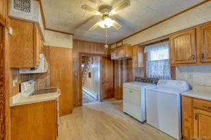 33 Bank St, Walden, NY 12586 - Photo 15