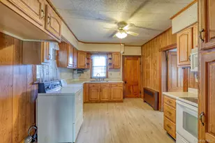 33 Bank St, Walden, NY 12586 - Photo 13