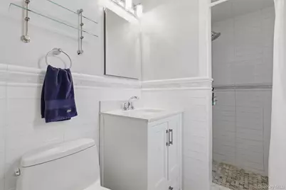 325 Main Street #6H, White Plains, NY 10601 - Photo 23