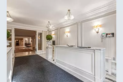 815 Park Avenue #PH3, New York, NY 10021 - Photo 19