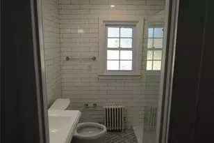 321 Redmont Rd, West Hempstead, NY 11552 - Photo 11