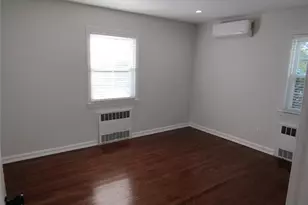 321 Redmont Rd, West Hempstead, NY 11552 - Photo 9