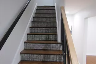 321 Redmont Rd, West Hempstead, NY 11552 - Photo 17