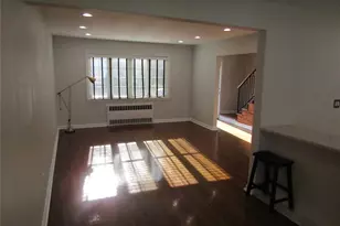 321 Redmont Rd, West Hempstead, NY 11552 - Photo 5