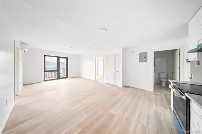70-40 45 Avenue #7B, Elmhurst, NY 11373 - Photo 3