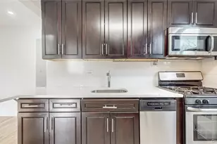 139-15 83rd Ave, Briarwood, NY 11435 - Photo 3