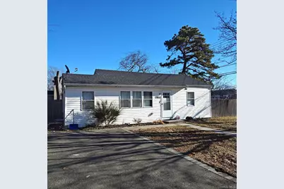 603 Doane Avenue, Bellport, NY 11713 - Photo 3