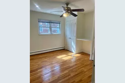 23 Doris Avenue, Franklin Square, NY 11010 - Photo 9