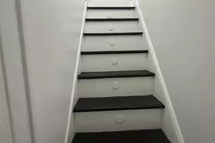 7 Starks Pl, Lynbrook, NY 11563 - Photo 9