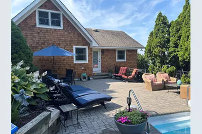 2 W Hillover Road, Hampton Bays, NY 11946 - Photo 31