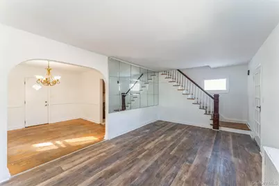 12 Taylor Place, Hempstead, NY 11550 - Photo 5