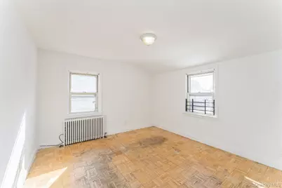 12 Taylor Place, Hempstead, NY 11550 - Photo 9