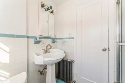 12 Taylor Place, Hempstead, NY 11550 - Photo 13