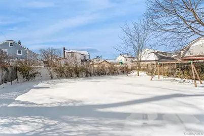 12 Taylor Place, Hempstead, NY 11550 - Photo 19