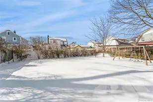 12 Taylor Pl, Hempstead, NY 11550 - Photo 19