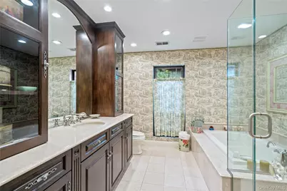 260 Vista Drive #260, Jericho, NY 11753 - Photo 27