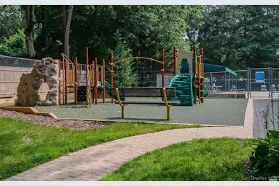 260 Vista Drive #260, Jericho, NY 11753 - Photo 43