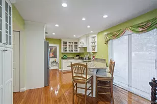 260 Vista Dr, Jericho, NY 11753 - Photo 13