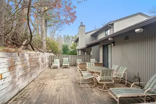 260 Vista Dr, Jericho, NY 11753 - Photo 31