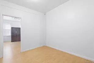 60-89 54th St, Maspeth, NY 11378 - Photo 15