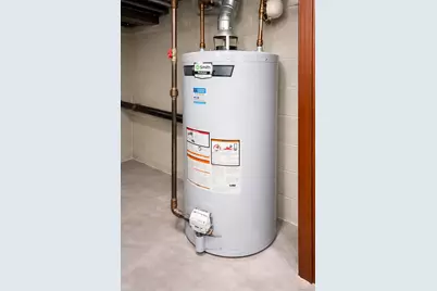 6089 54th Street, Maspeth, NY 11378 - Photo 5