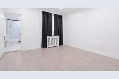 6089 54th Street, Maspeth, NY 11378 - Photo 9