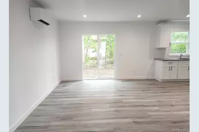 510 Neighborhood Road, Shirley, NY 11967 - Photo 7